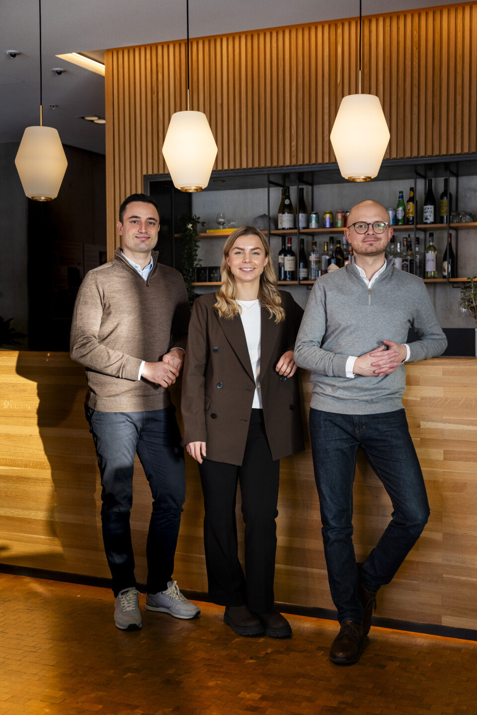 Martin Sagen i Ydalir Hotel med gründerne Susanne Sekkesæter og Martin Mascella.