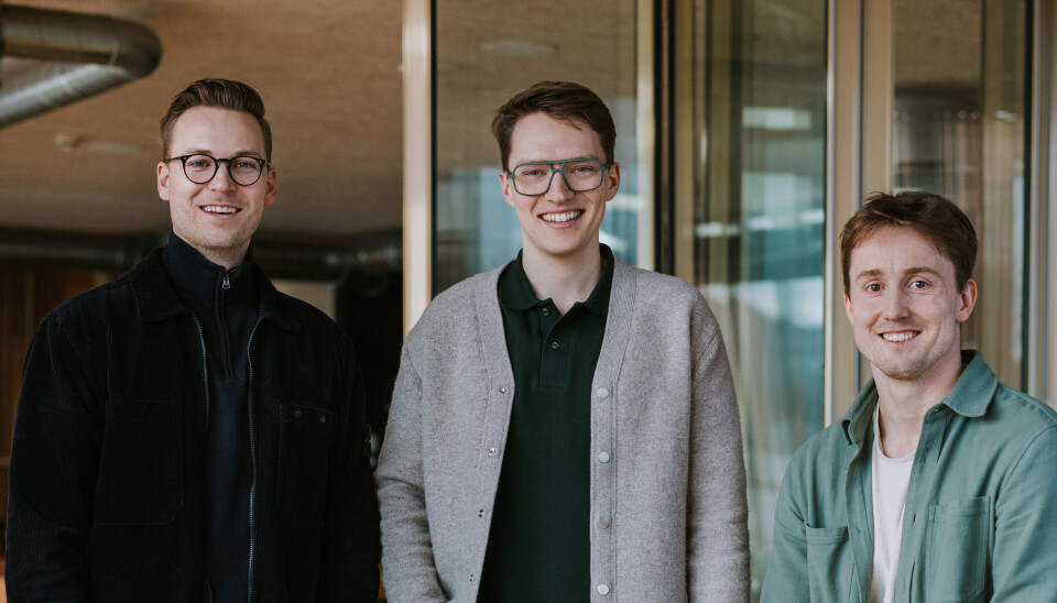 Straumr-gründerne Christian Nærup Børke, Hauk Bjørnland og Petter Svingen tar utbytte i startupen sin etter to års drift.