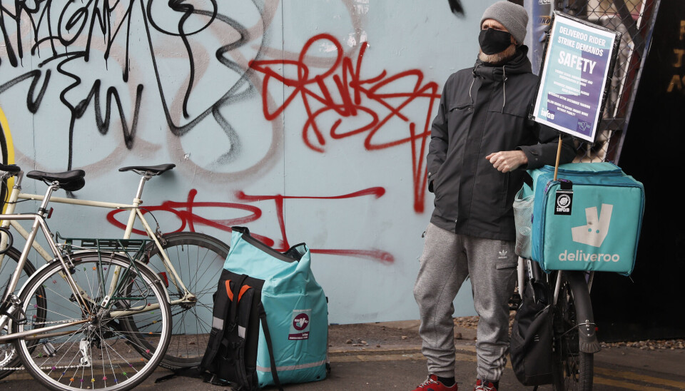 Bilde for illustrasjon. Deliveroo-matlevering. Bilde for illustrasjon. Deliveroo-matlevering.