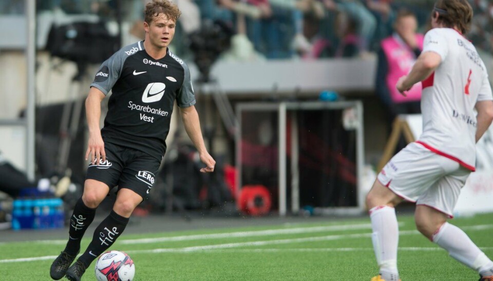 Jonas Tilllung Fredriksen la fotballskoene på hyllen i fjor. Her i aksjon for Sogndal.