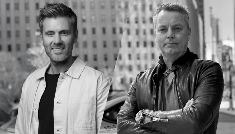 Kim Kåsene (fra venstre) selger oppstartsselskapet WeAssist til Stian Rustad i Done.ai.