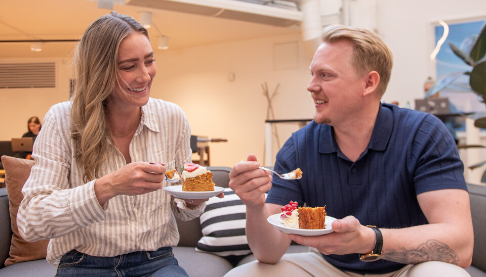Kine Aarum har tidligere jobbet i 24Sevenoffice. Nå blir hun 'Kake-kine' i Vifeirer. Også i bildet: Knut Pedersen. Vifeirer. I bildet: Kine Aarum og Knut Pedersen.