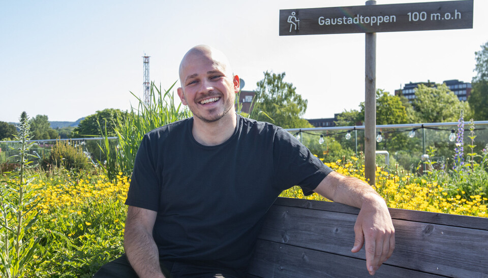 Nordmenns 'ut på tur, aldri sur' er noe Moulin har lagt merke til. Nordmenns 'ut på tur, aldri sur' er noe Moulin har lagt merke til. Gautier Moulin. Aevy.