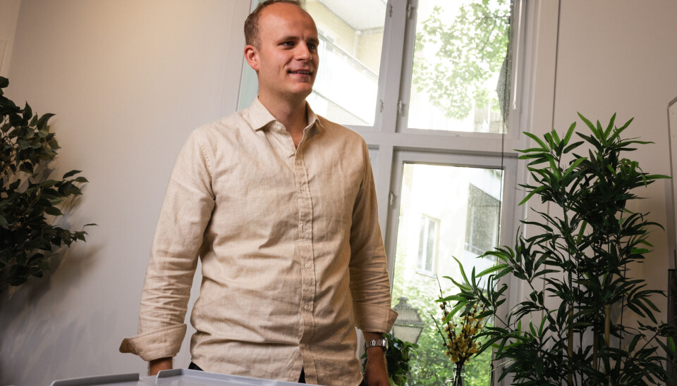 Iversens interesse for beredskap ble vekket da han jobbet som grensejeger. Iversens interesse for beredskap ble vekket da han jobbet som grensejeger.