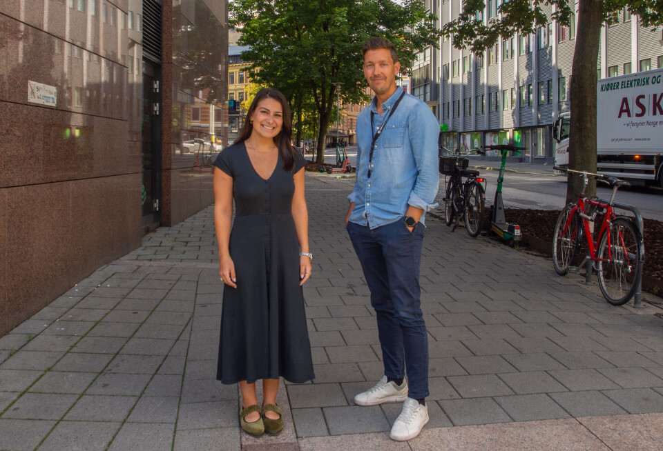 Markedssjef Alyssa Calamari og gründer og daglig leder Magnus Willumsen i Scalign.