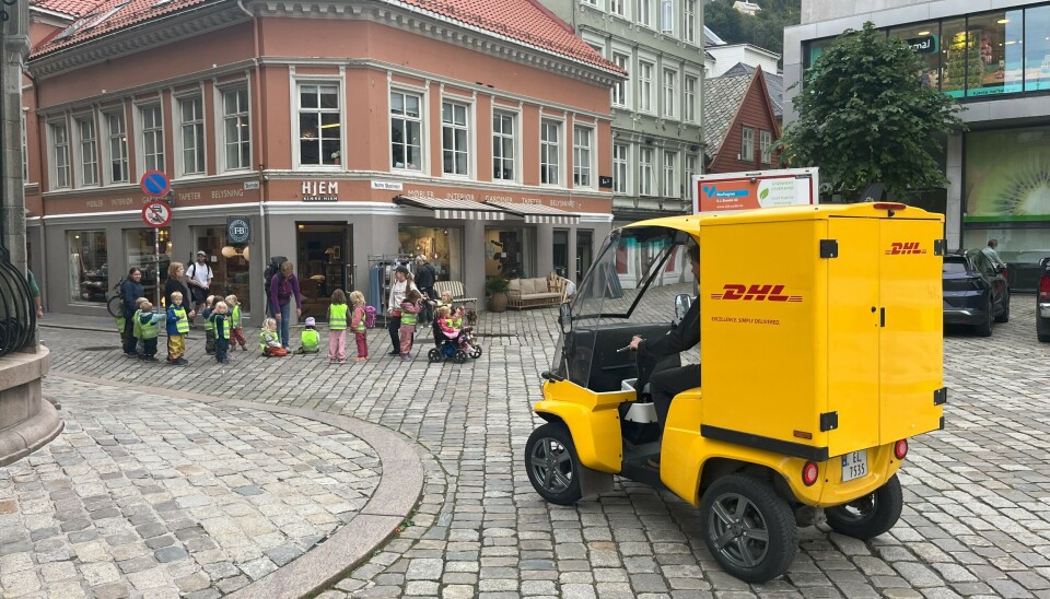 DHL, Bergen kommune og Nivel samarbeider om styring av små lastebiler.