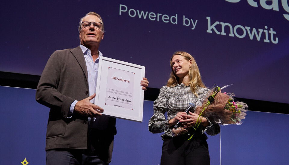 Ferds Johan H. Andresen og Anne Stine Hole under prisutdelingen.