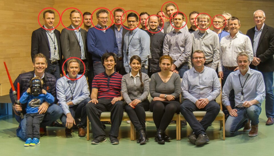 De vi har snakket med er markert på bildet. Bak fra venstre er de markerte Nils Christian Lærdal, Brage W. Johansen, Per Hassel Sørensen, Kurt Østrem, Henning Berland, Fredrik Østrem, Vegard Valebjørg, Bjørnar Meling og Filip Nag. Foran Frode Søyland.