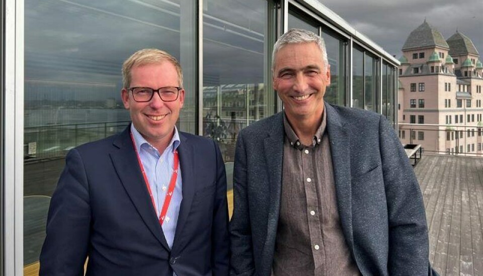 Administrerende direktør i Innovasjon Norge, Håkon Haugli (t.v.) og Jan Morten Ertsaas, administrerende direktør i Siva.