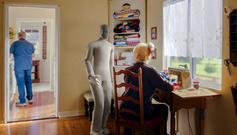 Maskinen har nok ikke ekte følelser, men du kan i hvert fall gi den en liste over oppgaver du vil at den skal ta seg av i hjemmet. Maskinen har nok ikke ekte følelser, men du kan i hvert fall gi den en liste over oppgaver du vil at den skal ta seg av i hjemmet.